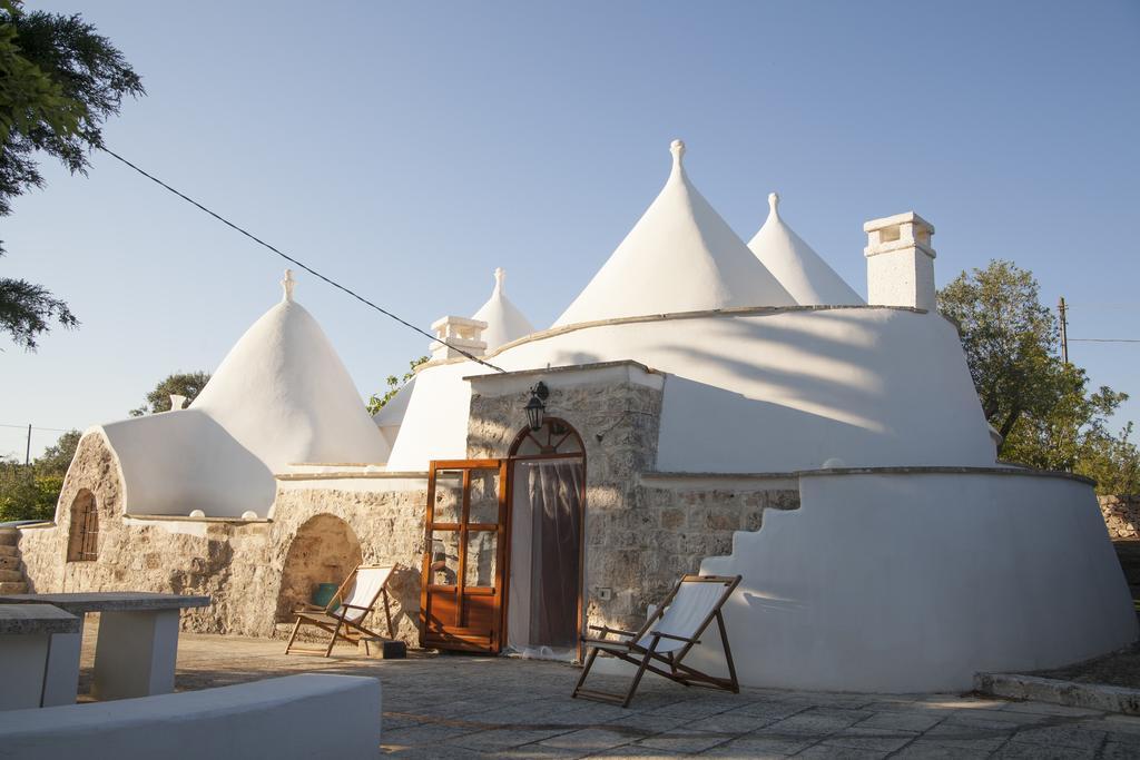 Trullo Degli Ulivi Villa Ostuni Exterior photo