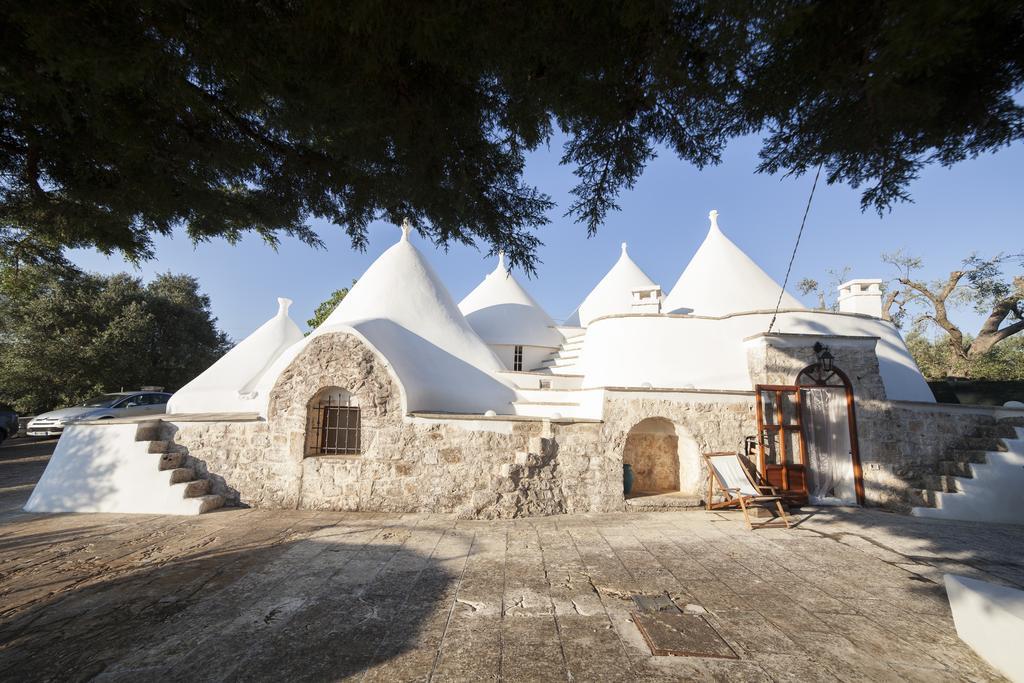 Trullo Degli Ulivi Villa Ostuni Exterior photo