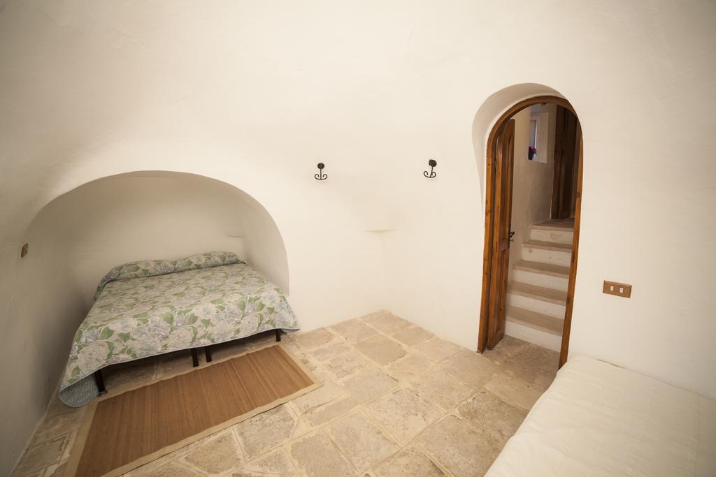 Trullo Degli Ulivi Villa Ostuni Exterior photo