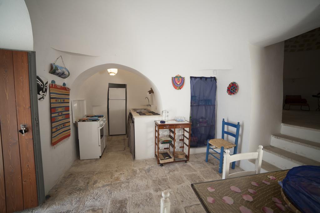 Trullo Degli Ulivi Villa Ostuni Exterior photo