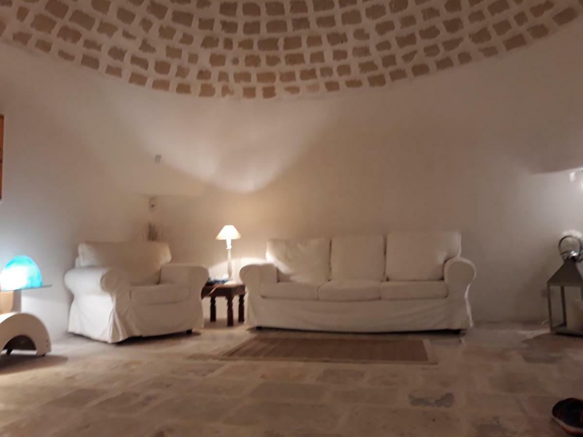 Trullo Degli Ulivi Villa Ostuni Exterior photo